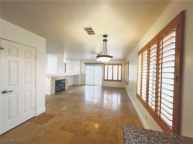 8388 Montgomery Street, Las Vegas, NV 89123