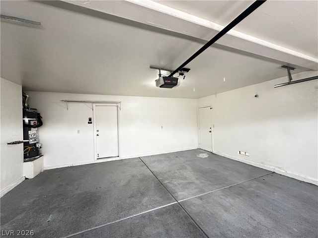 8388 Montgomery Street, Las Vegas, NV 89123