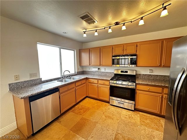 8388 Montgomery Street, Las Vegas, NV 89123