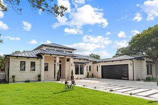 226 Bobby Clark DR, Canyon Lake, TX 78133