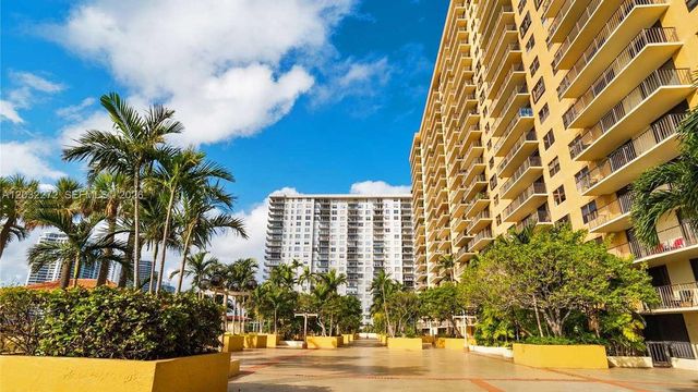 290 174th Street 1810, Sunny Isles Beach, FL 33160