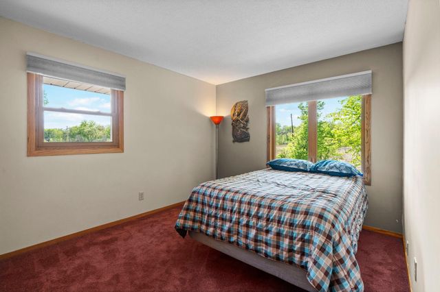 5946 W Bald Eagle Boulevard, White Bear Twp, MN 55110