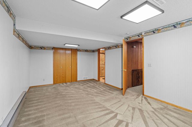5946 W Bald Eagle Boulevard, White Bear Twp, MN 55110
