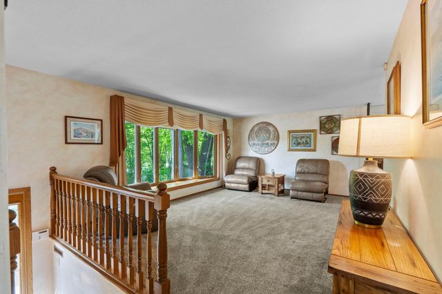 5946 W Bald Eagle Boulevard, White Bear Twp, MN 55110