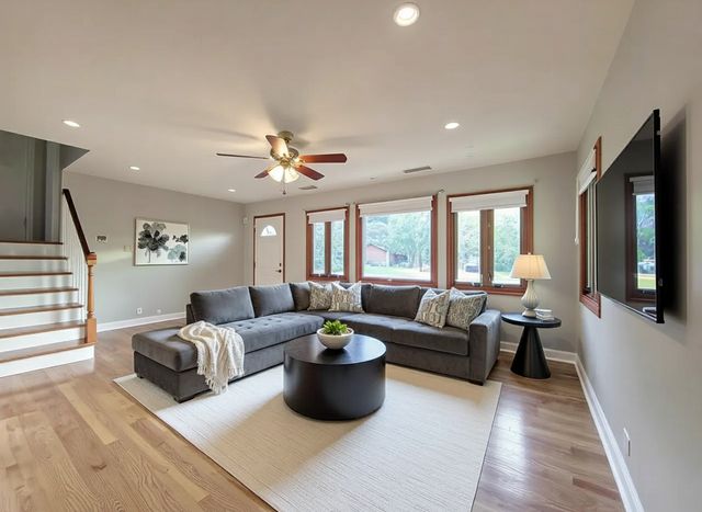 18509 Stedhall Road, Homewood, IL 60430