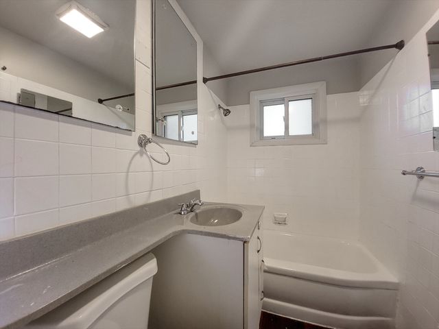 18509 Stedhall Road, Homewood, IL 60430