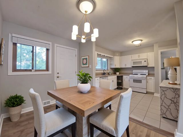 18509 Stedhall Road, Homewood, IL 60430