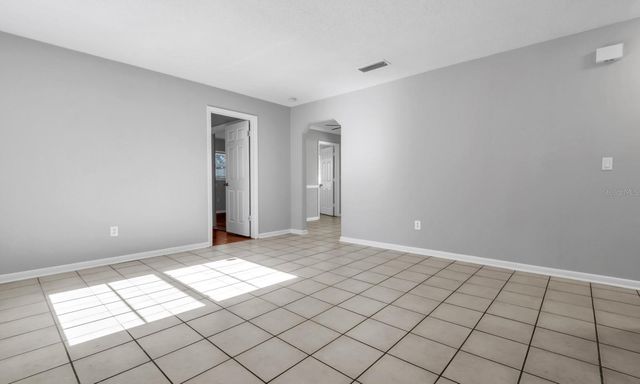 520 ROOKS ROAD, Seffner, FL 33584