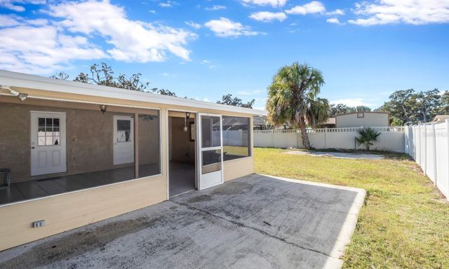 520 ROOKS ROAD, Seffner, FL 33584