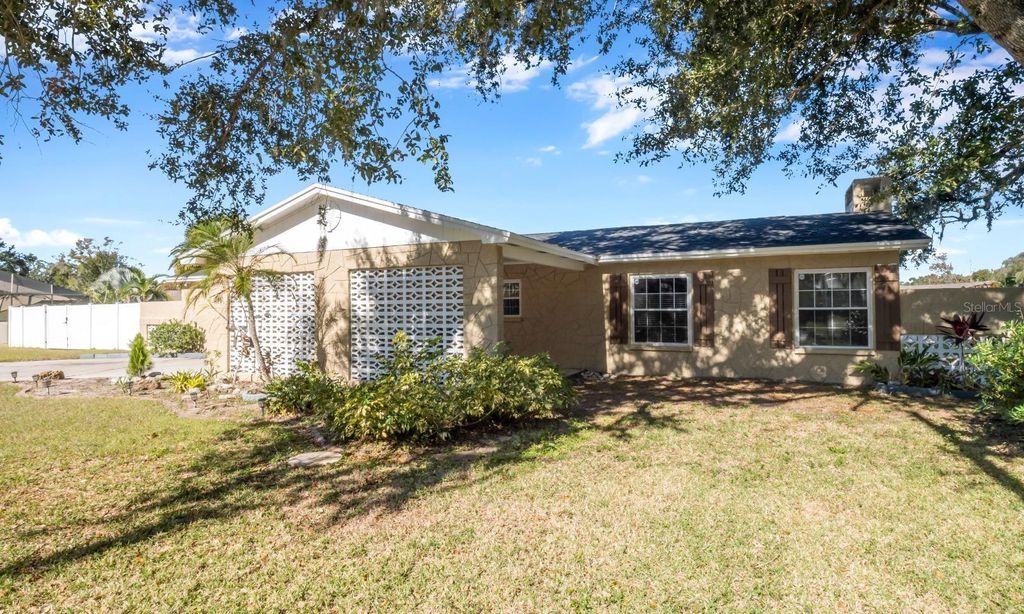 520 ROOKS ROAD, Seffner, FL 33584