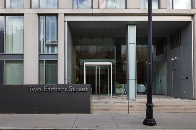 2 Earhart 1003, Cambridge, MA 02141