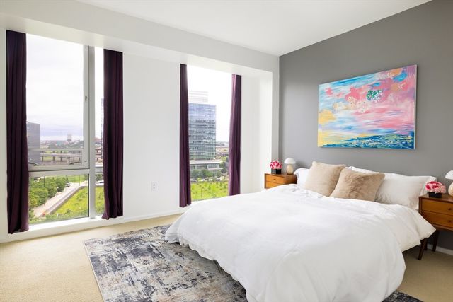 2 Earhart 1003, Cambridge, MA 02141