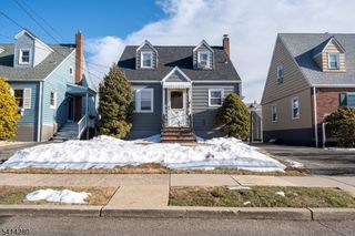 69 Penobscot St, Clifton City, NJ 07013
