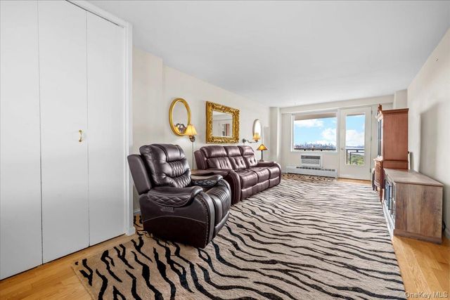 5700 Arlington Avenue 20S, Bronx, NY 10471
