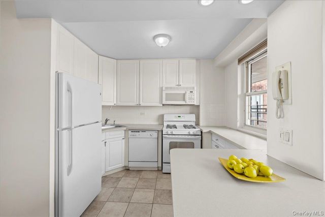 5700 Arlington Avenue 20S, Bronx, NY 10471