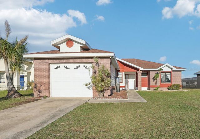 118 PINEWOOD CIRCLE, Kissimmee, FL 34743