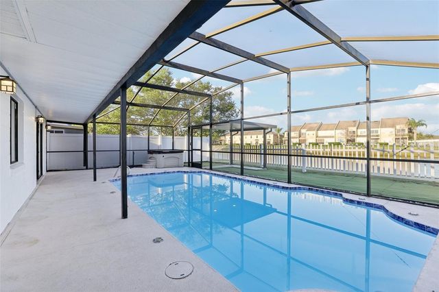 118 PINEWOOD CIRCLE, Kissimmee, FL 34743