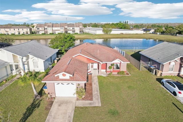 118 PINEWOOD CIRCLE, Kissimmee, FL 34743