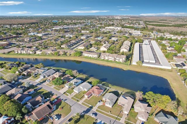 118 PINEWOOD CIRCLE, Kissimmee, FL 34743