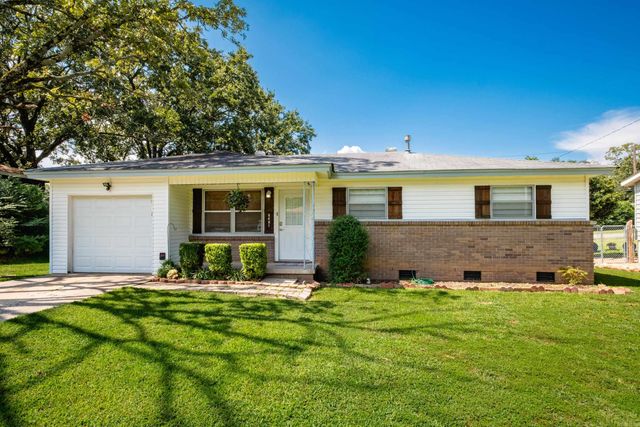 6401 Navajo Trail, North Little Rock, AR 72116