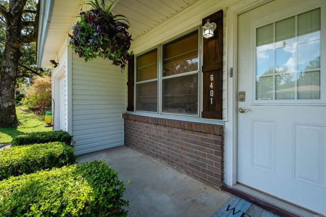 6401 Navajo Trail, North Little Rock, AR 72116