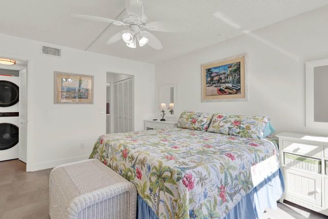 1950 SW Palm City Road 9102, Stuart, FL 34994