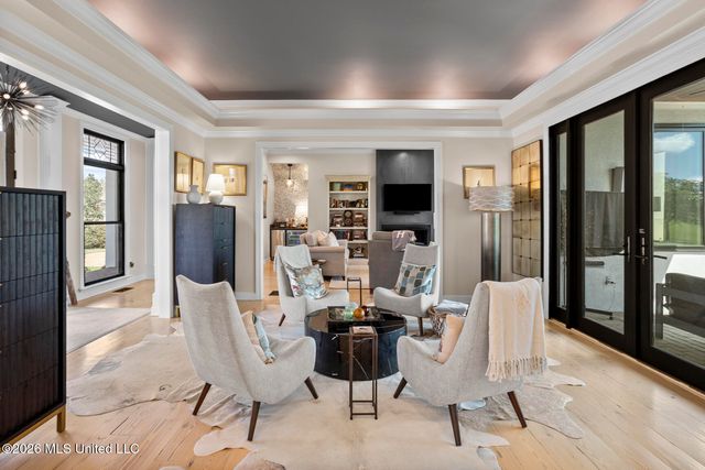 9 Glen Eagles Drive, Jackson, MS 39211