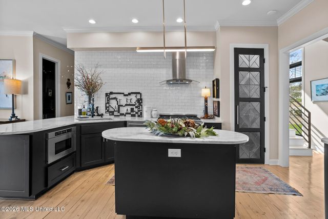 9 Glen Eagles Drive, Jackson, MS 39211