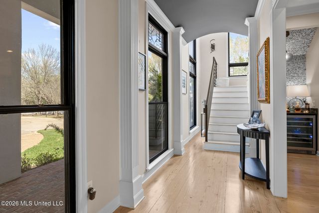 9 Glen Eagles Drive, Jackson, MS 39211