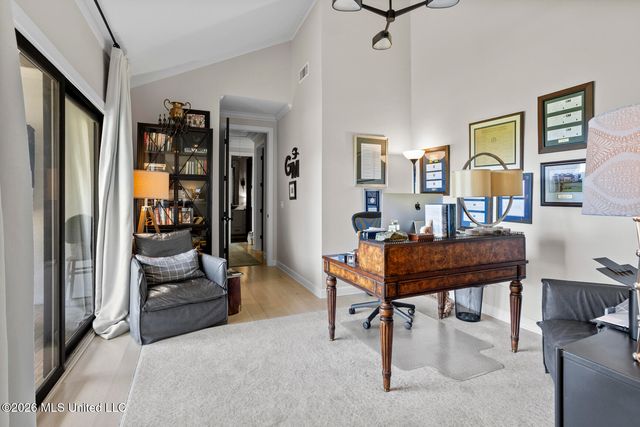 9 Glen Eagles Drive, Jackson, MS 39211