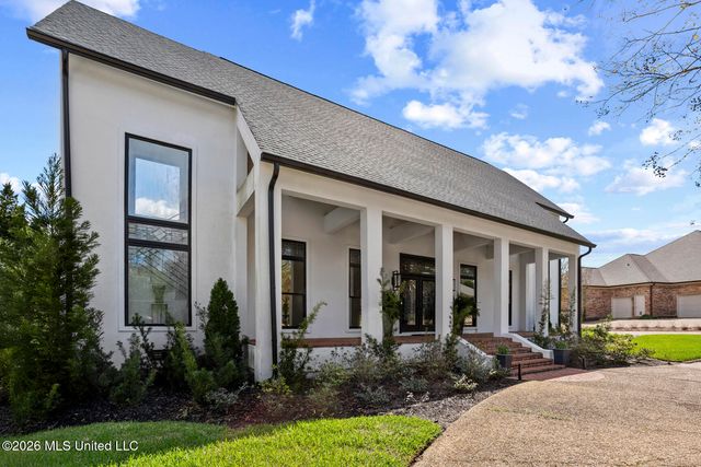 9 Glen Eagles Drive, Jackson, MS 39211