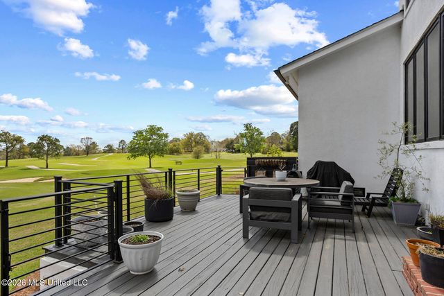 9 Glen Eagles Drive, Jackson, MS 39211