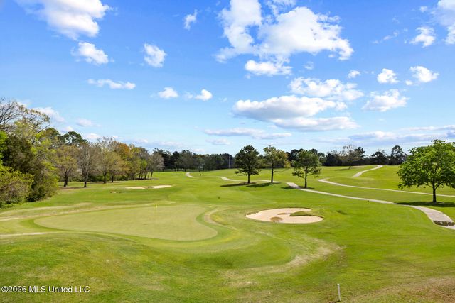 9 Glen Eagles Drive, Jackson, MS 39211