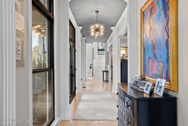 9 Glen Eagles Drive, Jackson, MS 39211