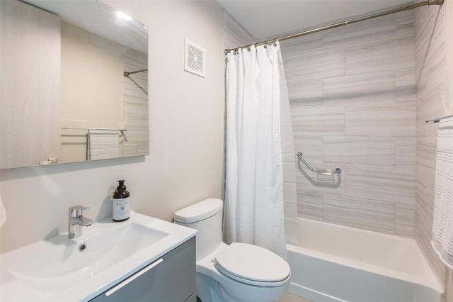 3 CALLE MARGINAL BALDORIOTY 1122, Carolina, PR 00979