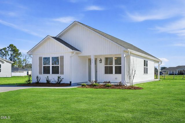 232 Rae Street, Warsaw, NC 28398