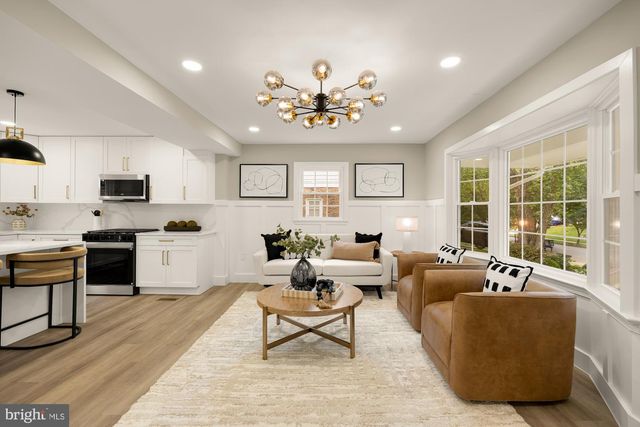2308 CREEK DR, Alexandria, VA 22308