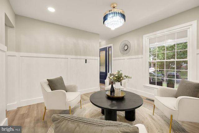 2308 CREEK DR, Alexandria, VA 22308