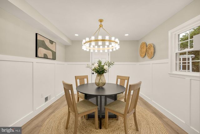 2308 CREEK DR, Alexandria, VA 22308