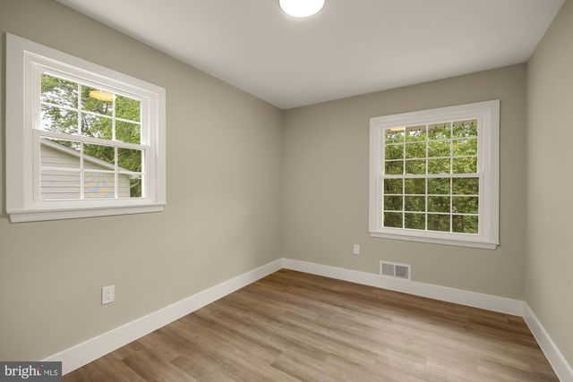2308 CREEK DR, Alexandria, VA 22308