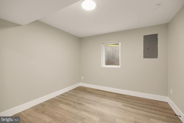 2308 CREEK DR, Alexandria, VA 22308