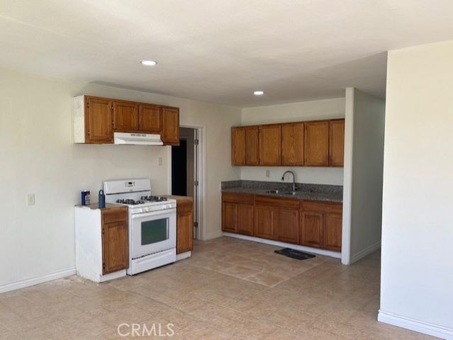 15509 Amar Road, La Puente, CA 91744