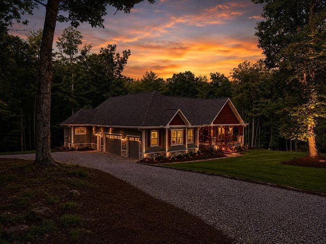 685 Rockwood Trail, Blairsville, GA 30512
