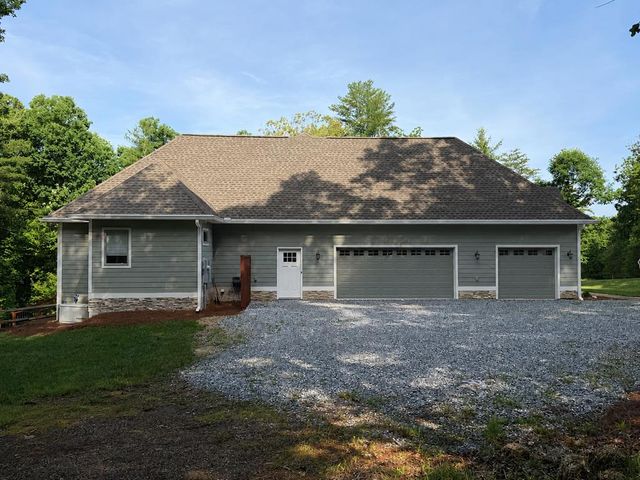 685 Rockwood Trail, Blairsville, GA 30512