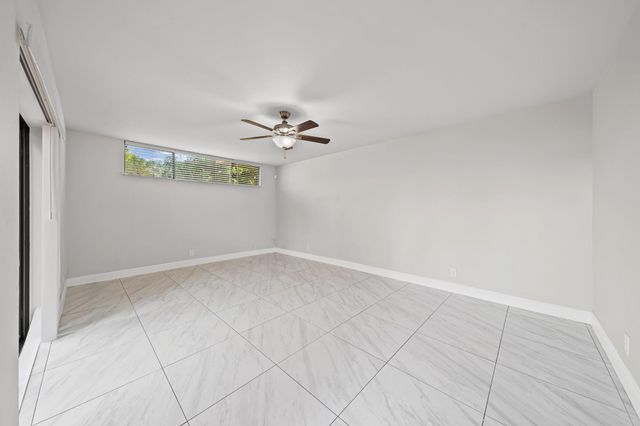 8194 Thames Boulevard B, Boca Raton, FL 33433