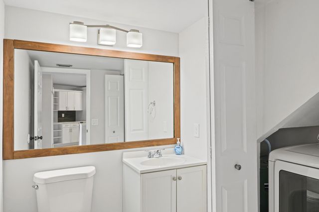 8194 Thames Boulevard B, Boca Raton, FL 33433