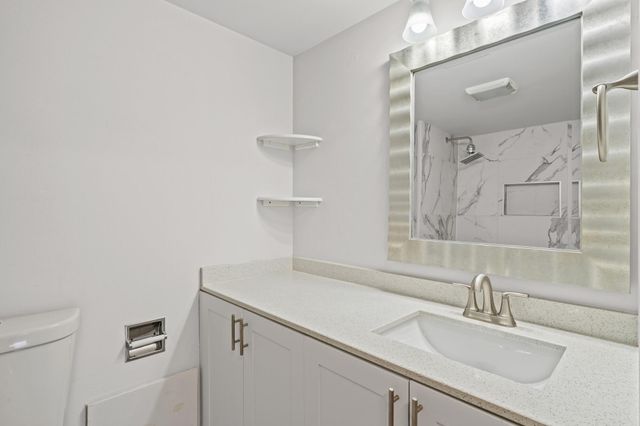 8194 Thames Boulevard B, Boca Raton, FL 33433