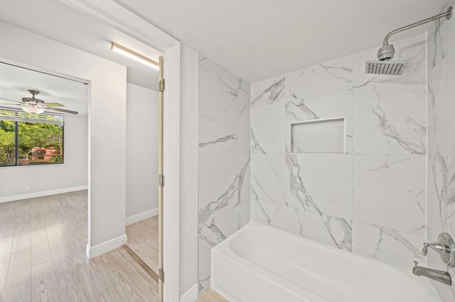 8194 Thames Boulevard B, Boca Raton, FL 33433