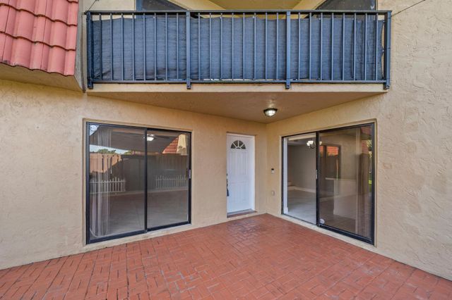 8194 Thames Boulevard B, Boca Raton, FL 33433