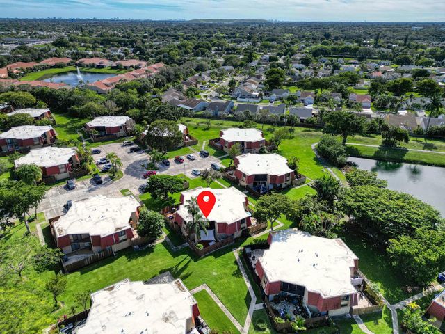 8194 Thames Boulevard B, Boca Raton, FL 33433